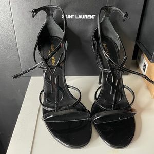 YSL Cassandra Sandals in Patent Leather with black monogram